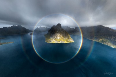 APoD 2022-Dec-07: circular rainbow over Norway